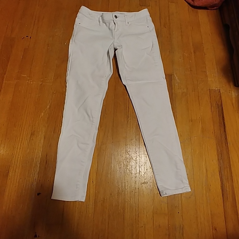 White jeggings